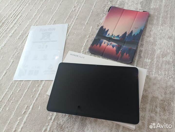 Планшет honor pad 8, 6/128 б/у на гарантии