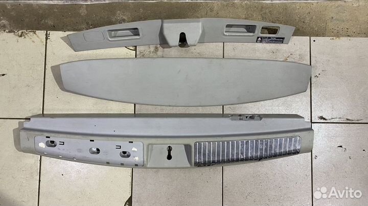 Обшивки багажника Mercedes W164