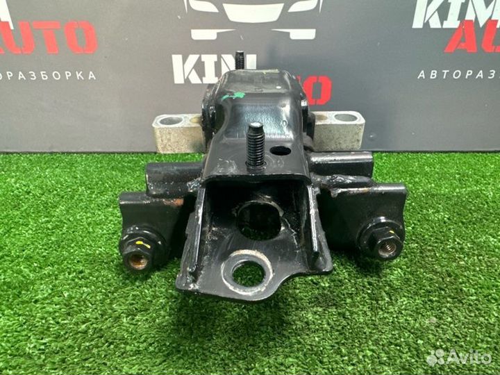 Опора двигателя (подушка двс) левая Skoda Fabia 2