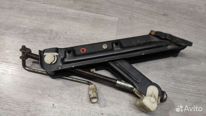 Домкрат бмв 1094911