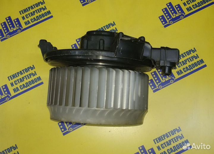 Моторчик печки Suzuki Swift 3