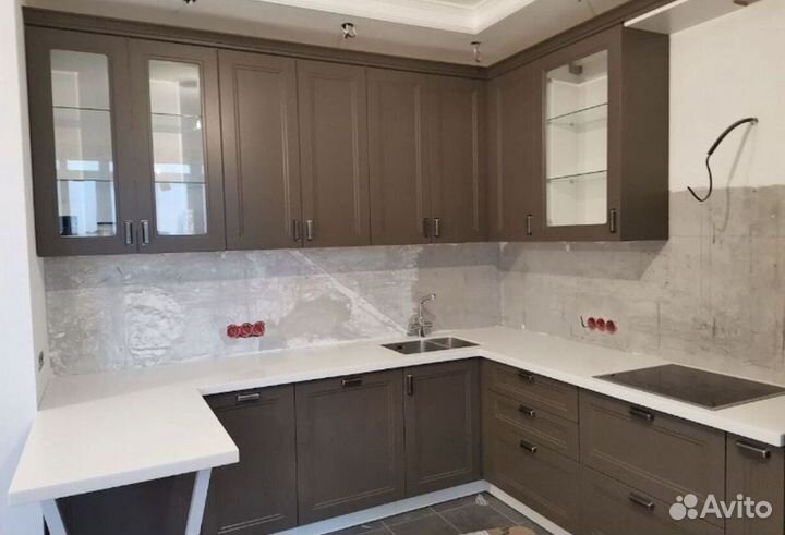 Кухонный гарнитур KZK-19591