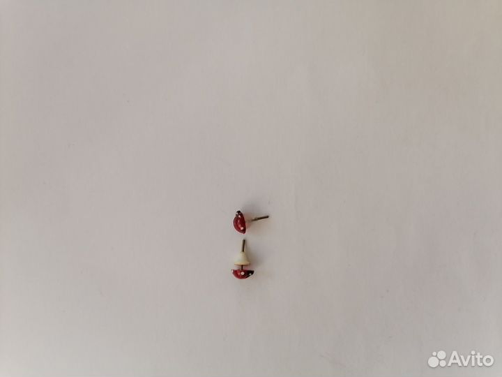 Серьги гвоздики