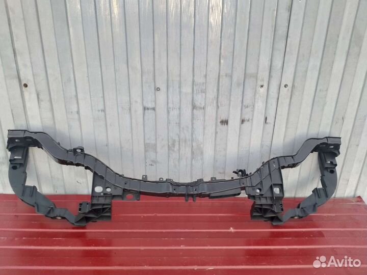 Панель радиатора (телевизор) Ford Focus