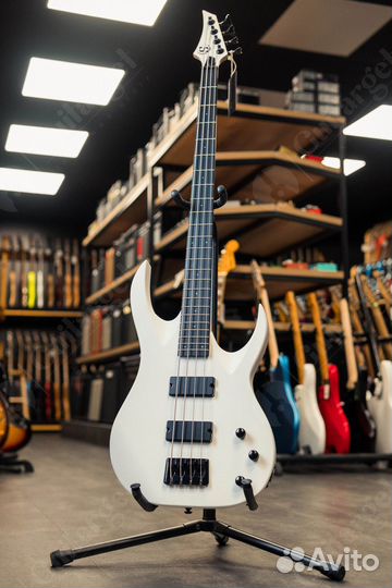 S by Solar AB4.4W бас-гитара (новая)