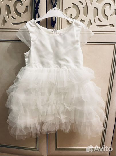 Нарядное платье для девочки