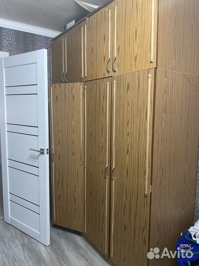 Шкаф