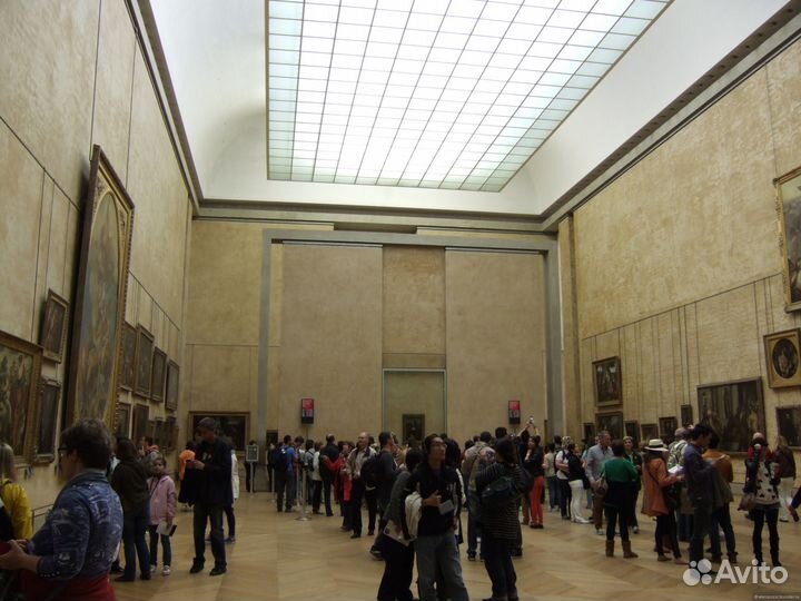 Альбом Ваша прогулка по Лувру