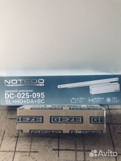 Доводчик дверной