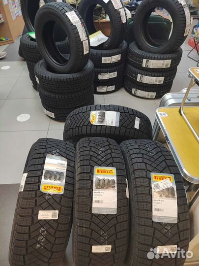 Pirelli Ice Zero FR 205/55 R16 94T