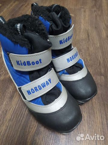 Лыжные ботинки детские 34 размер