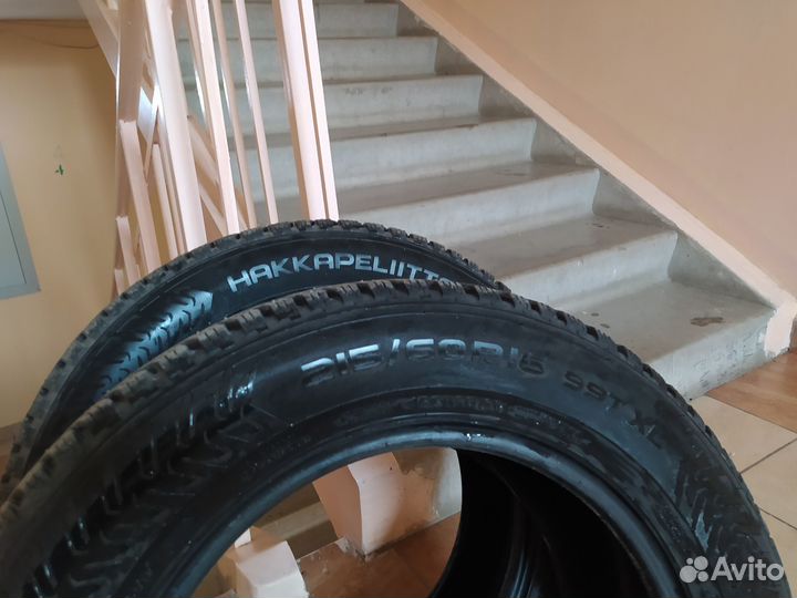 Nokian Tyres Hakkapeliitta 8 215/60 R16