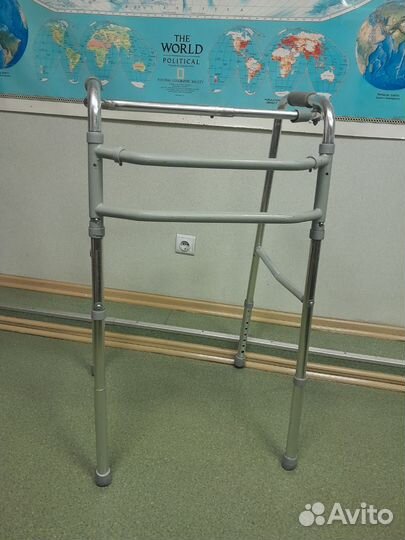 Ходунки для взрослых шагающие