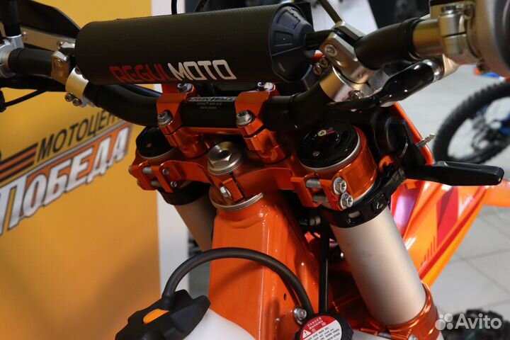 Мотоцикл Эндуро Regulmoto Crosstrec 300