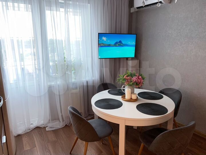 2-к. квартира, 93,9 м², 10/18 эт.