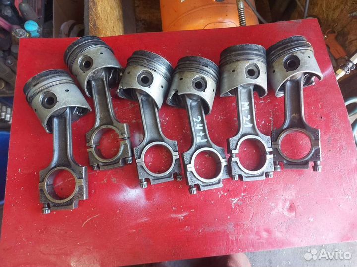 Поршень с шатуном для BMW 2.4td M21