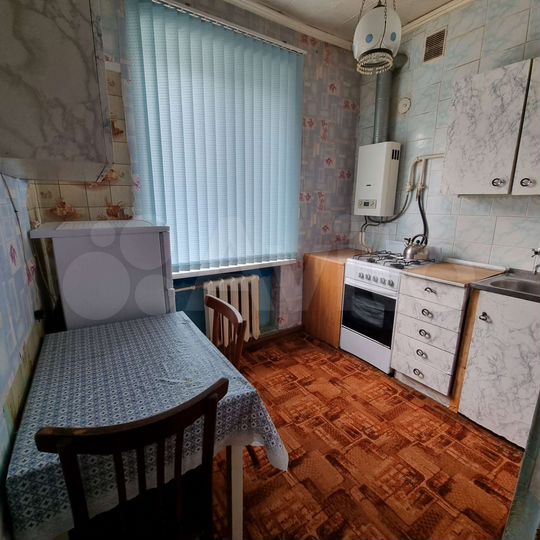 2-к. квартира, 40 м², 2/2 эт.