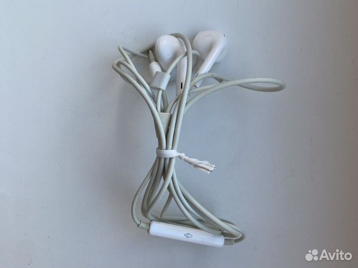 Apple earpods 3.5
