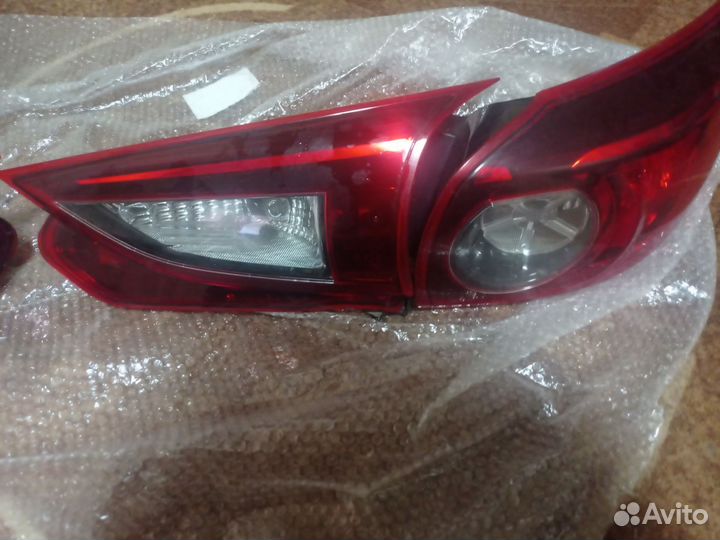 Фары задние Mazda 3 bm