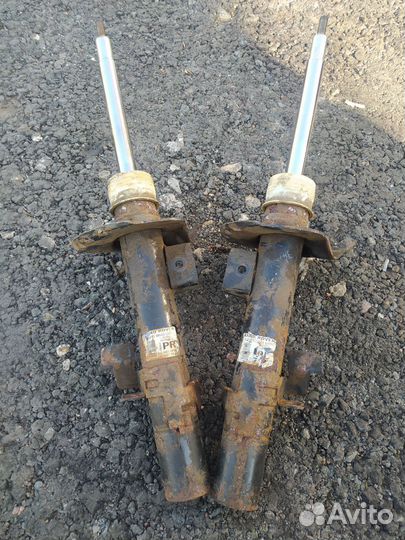 Амортизатор Land Rover Freelander 2