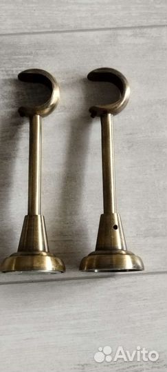 Крепление для карниза