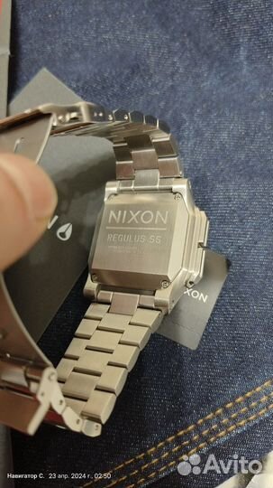 Nixon regulus ss