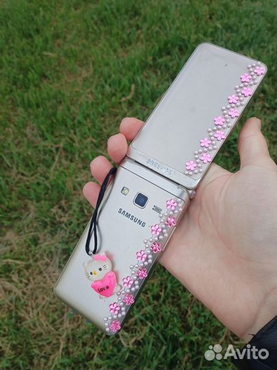 Samsung Galaxy Folder2, 2/16 ГБ