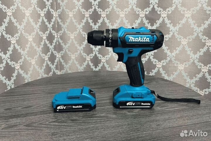 Шуруповерт Makita