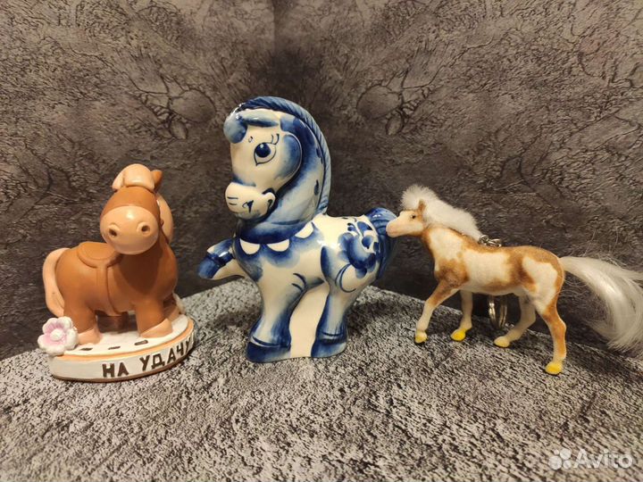 Лошадь, статуэтки