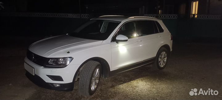 Volkswagen Tiguan 2.0 AMT, 2017, 128 000 км
