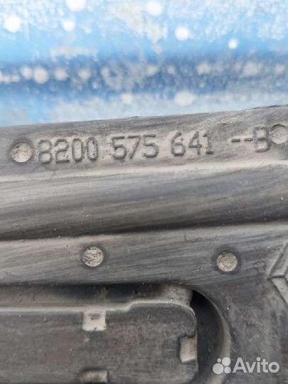 Опора двигателя Рено Логан