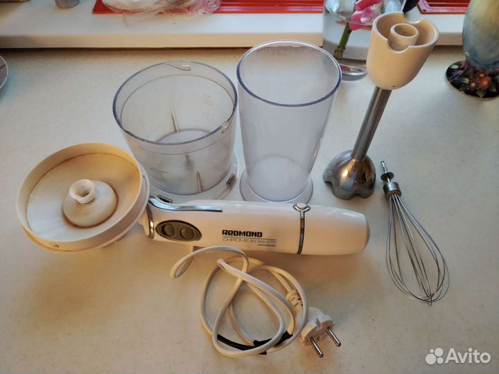 Блендер Redmond RHB-2907