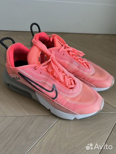 Кроссовки Nike W Air Max 2090 / 40 размер