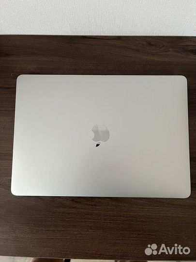 Apple MacBook Pro 13 2019