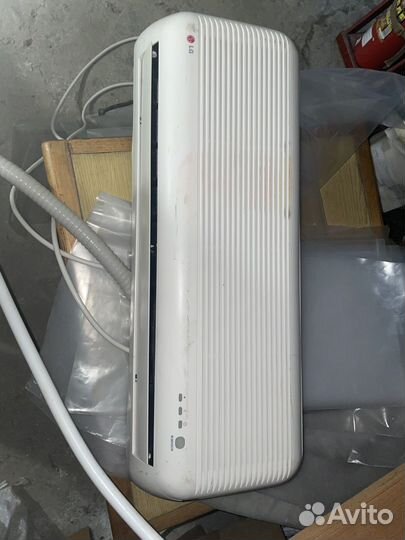 Внешний и внутренний блок от сплит системы