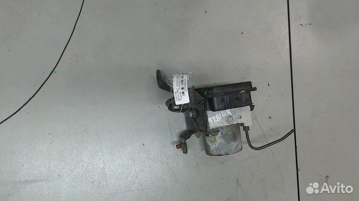 Блок абс, насос Toyota Avensis 2, 2004