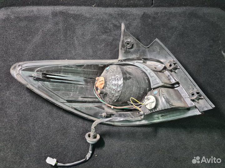 Фонарь правый Chevrolet Cruze хэтчбек F18D4 2011