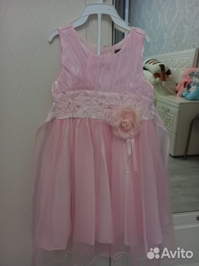 Праздничное платье для маленькой принцессы