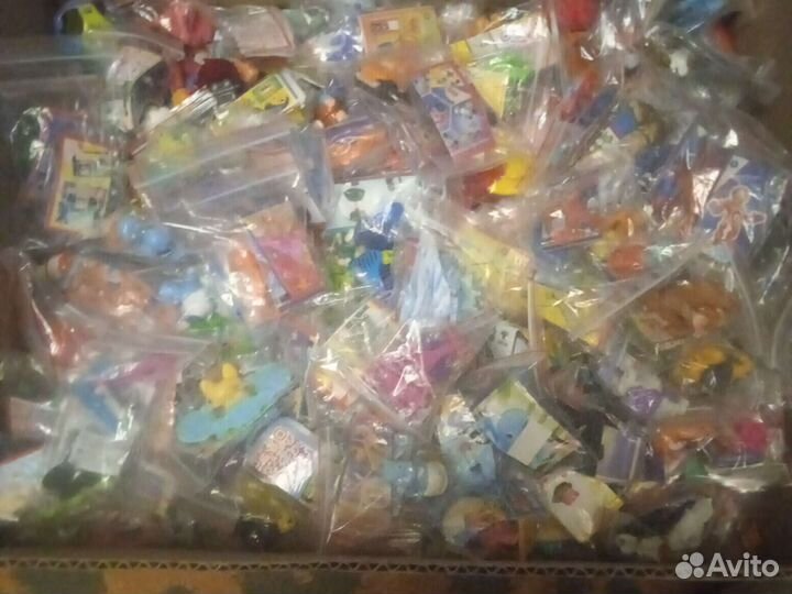 Киндер игрушки