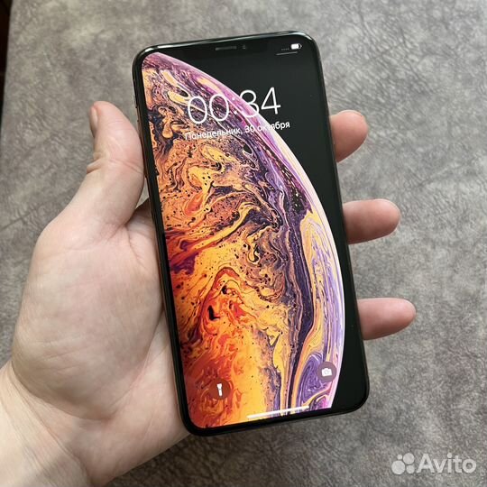 iPhone Xs Max, 64 ГБ