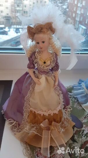 Кукла фарфоровая коллекционная