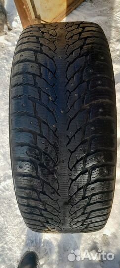 Nokian Tyres Hakkapeliitta 9 SUV 285/45 R22