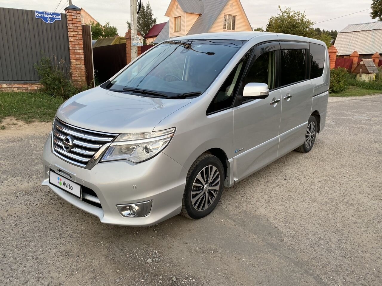 Nissan Serena: фото владельца