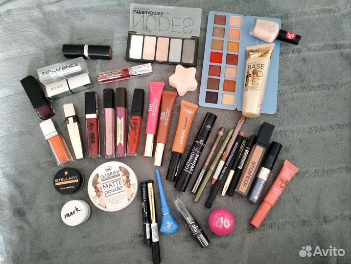 Набор косметики пакетом