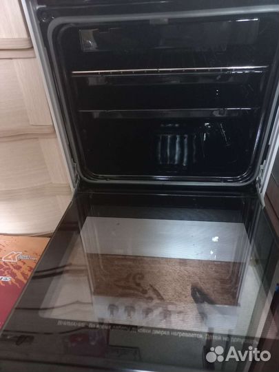 Газовая плита с электрической духовкой