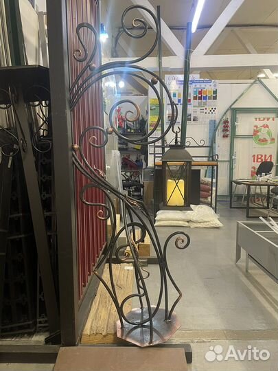 Фонарь уличный кованый