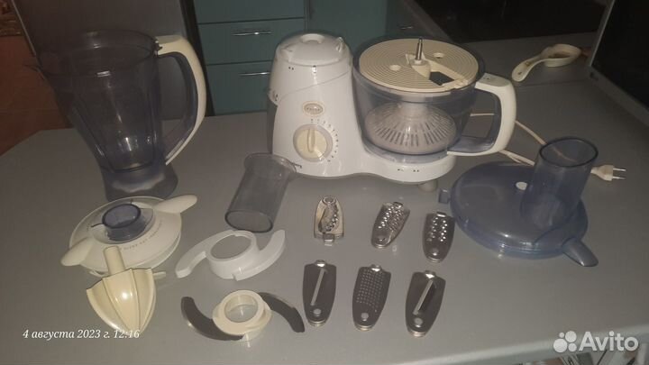 Кухонный комбайн Elenberg FP-700