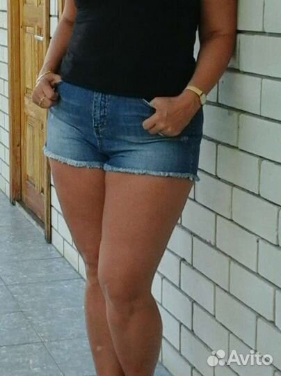 Джинсовые шорты