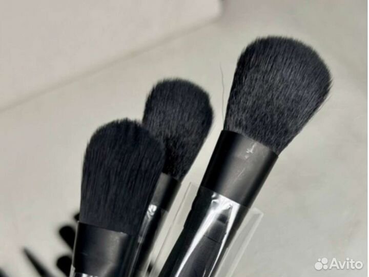 Кисти для макияжа