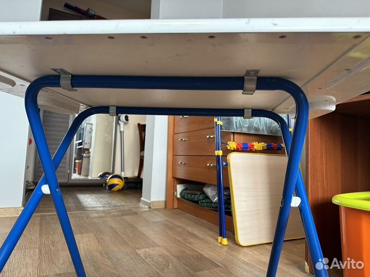 Детский стол